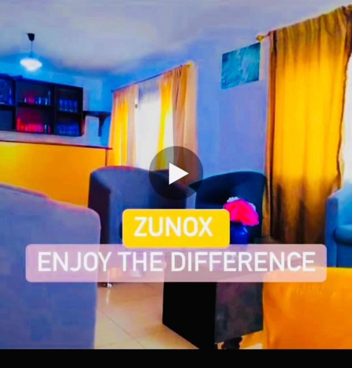 Zunox Guest House Freetown Extérieur photo